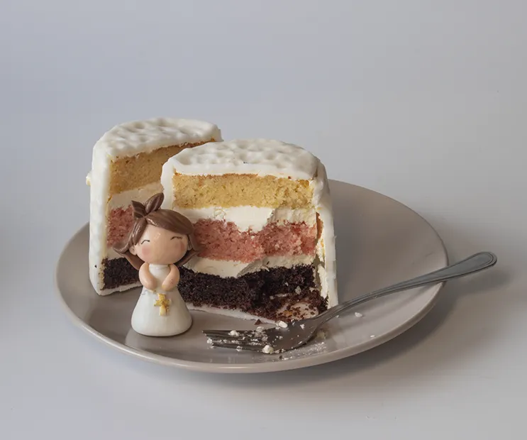 Minicake decorada Primera Comunión, sabor napolitana